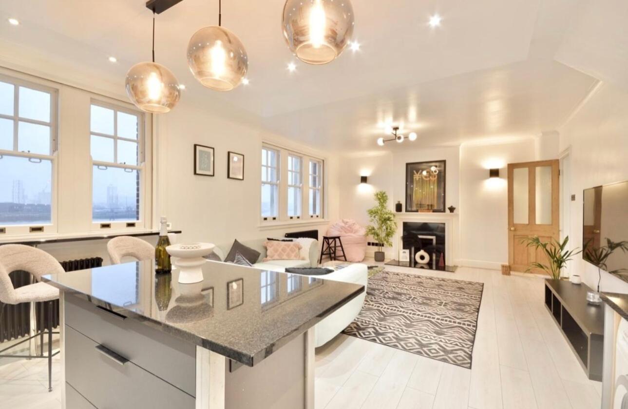 3 X Bedroom Riverside Flat With Hot Tub On Roof Terrace Londres Exterior foto